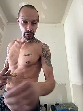 faces818 online show from March 2026 04:16:02 PM