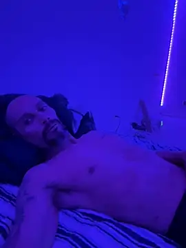 faces818 online show from April 2026 03:56:01 AM