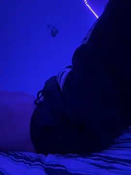 faces818 online show from April 2026 02:27:01 AM