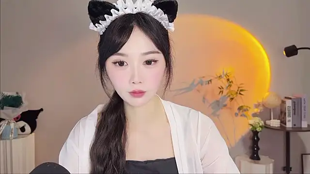 Snapshot of Pinkgirl520 chatting on May 2026 02:57:01 AM Pinkgirl520 online show from May 2026 02:57:01 AM