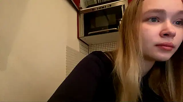 Snapshot of Leifuture chatting on February 2026 05:15:01 AM Leifuture online show from February 2026 05:15:01 AM