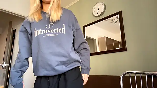 Snapshot of Leifuture chatting on January 2026 05:33:01 AM Leifuture online show from January 2026 05:33:01 AM