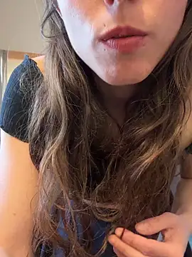 YourSlutQueen online show from March 2026 01:44:01 PM