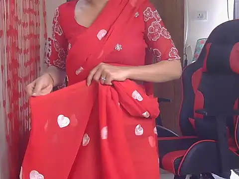 Shy nivi online show from February 2026 05:41:02 AM