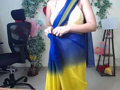 Snapshot of Shy_nivi chatting on July 2026 02:39:02 PM Shy nivi online show from July 2026 02:39:02 PM