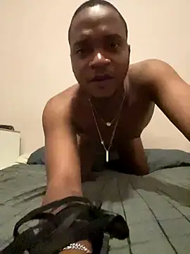 TaurusFantasy online show from December 2025 10:15:01 PM