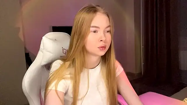 LumiSun online show from February 2026 07:10:01 PM