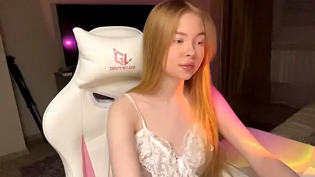 LumiSun online show from February 2026 07:33:01 PM