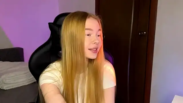 LumiSun online show from December 2025 04:53:01 PM