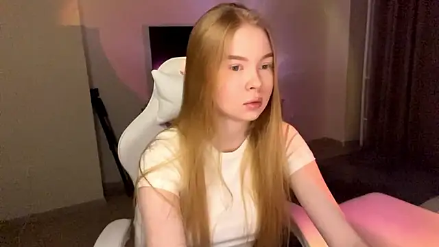 LumiSun online show from February 2026 07:23:01 PM