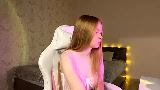 LumiSun online show from January 2026 08:02:01 PM