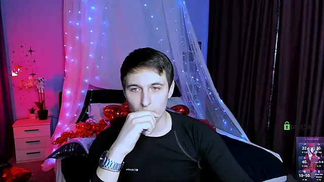 beauty liam online show from February 2026 08:52:02 PM