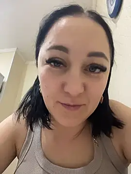 MarryLoveresss online show from December 2025 01:49:02 PM