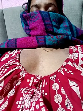 Snapshot of riyankabiswas201 chatting on December 2025 05:02:02 AM riyankabiswas201 online show from December 2025 05:02:02 AM