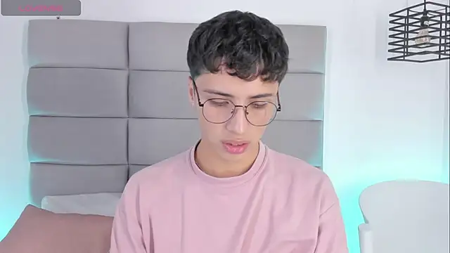 JoshClaarktt online show from March 2026 04:14:02 AM