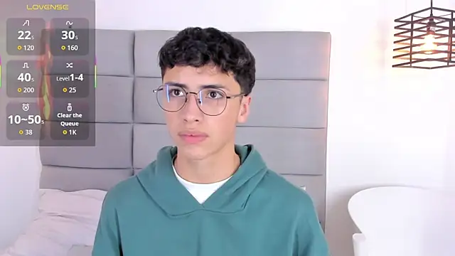 Snapshot of JoshClaarktt chatting on February 2026 03:58:01 AM JoshClaarktt online show from February 2026 03:58:01 AM