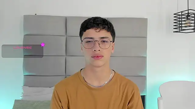 JoshClaarktt online show from March 2026 04:23:01 AM