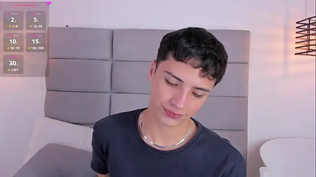 JoshClaarktt online show from April 2026 04:05:02 AM