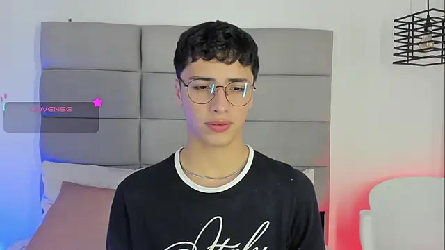 JoshClaarktt online show from March 2026 04:14:01 AM