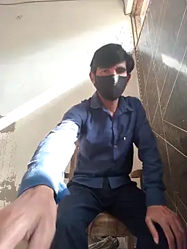 Snapshot of Niteenku chatting on April 2026 03:01:01 AM Niteenku online show from April 2026 03:01:01 AM