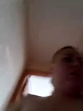 Snapshot of Momm_Lolaa chatting on December 2025 10:59:01 AM Momm Lolaa online show from December 2025 10:59:01 AM