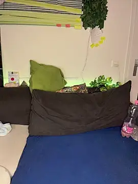 Robbigcum online show from January 2026 07:29:01 PM