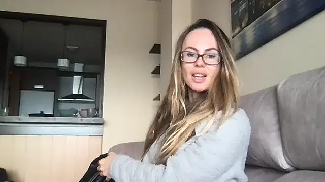 LeMilf online show from January 2026 09:16:02 AM