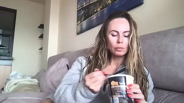 LeMilf online show from January 2026 11:36:02 AM