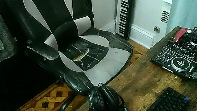 MrUnintentional online show from January 2026 03:23:01 AM