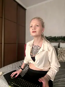 TeaseKitten- online show from December 2025 05:23:02 AM