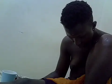 Snapshot of sweetblack_puss chatting on December 2025 07:47:01 AM sweetblack puss online show from December 2025 07:47:01 AM