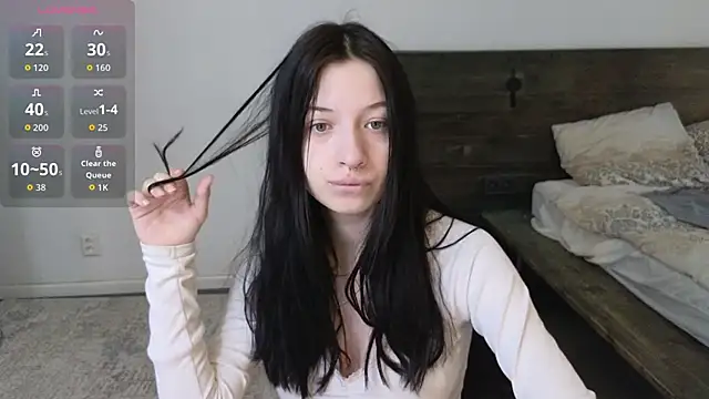 AlicePowells online show from April 2026 04:37:02 AM