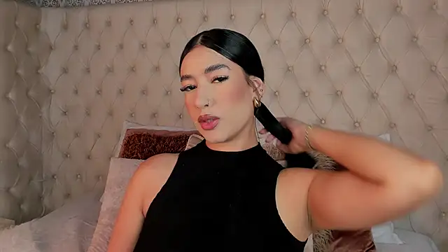 dannah gomez online show from December 2025 03:51:02 PM