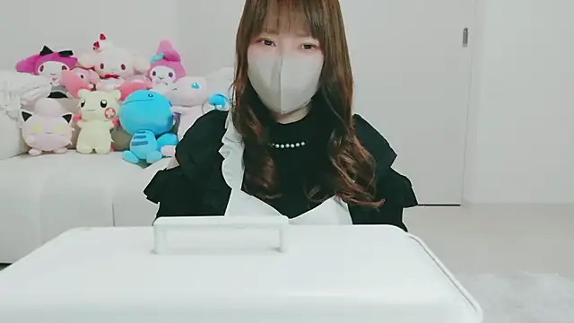 yuyuchan   online show from March 2026 11:32:02 AM