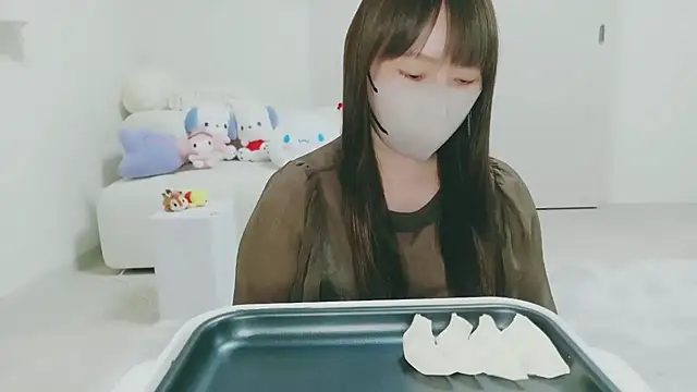 yuyuchan   online show from February 2026 10:57:02 AM