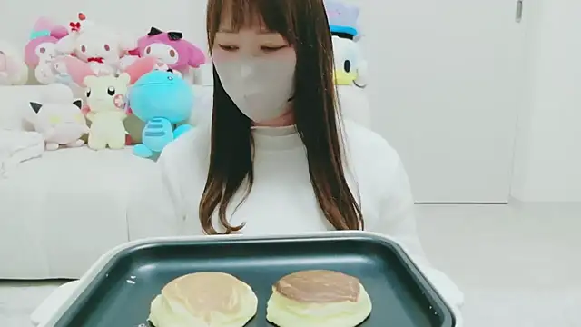 yuyuchan   online show from March 2026 10:32:02 AM