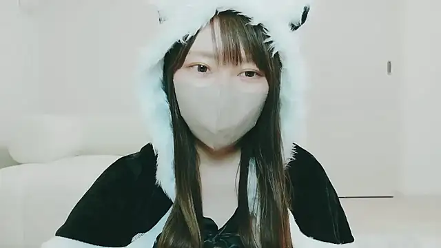 yuyuchan   online show from December 2025 10:52:01 AM