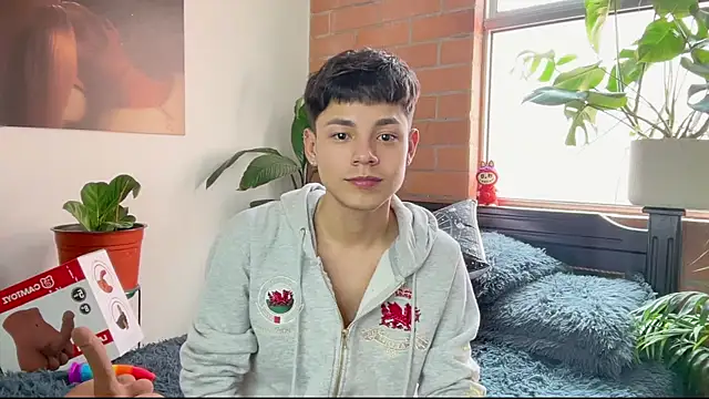 Andy Belier23 online show from March 2026 07:52:02 PM