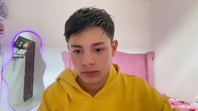 Andy Belier23 online show from April 2026 03:29:01 PM