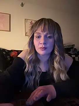 bluntbeautyxo online show from April 2026 03:57:01 AM