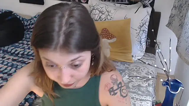 AlienforTwenty online show from March 2026 11:25:01 AM