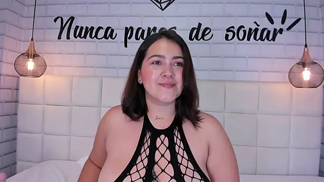 beautifulgirl4u  online show from June 2026 12:33:01 PM