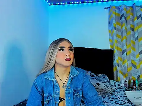 Snapshot of georgiina_giio chatting on December 2025 07:58:02 AM georgiina giio online show from December 2025 07:58:02 AM