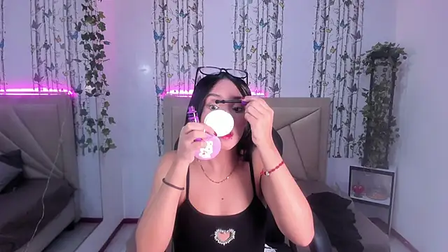 Snapshot of valeria_dark_ chatting on June 2026 06:05:02 PM valeria dark online show from June 2026 06:05:02 PM