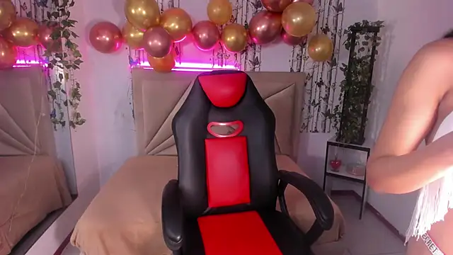 valeria dark  online show from April 2026 08:13:01 PM