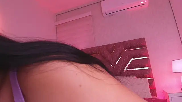 Snapshot of sofia_go_ chatting on April 2026 12:01:01 PM sofia go online show from April 2026 12:01:01 PM