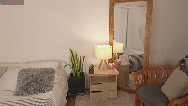 Grecia Miller  online show from February 2026 12:04:01 PM