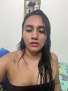 Snapshot of eleanor-777- chatting on December 2025 03:22:02 AM eleanor-777- online show from December 2025 03:22:02 AM