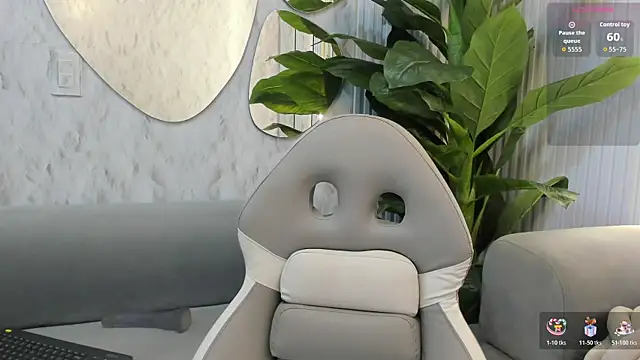 goodgirl22   online show from December 2025 09:42:02 PM