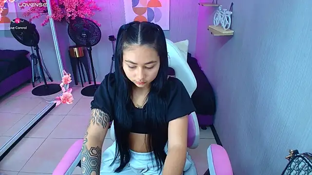 Carolina cherry online show from March 2026 12:09:02 PM